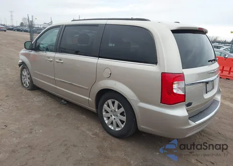 2015 Chrysler Town & Country Touring from USA, damaged, VIN 2C4RC1BG4FR645084